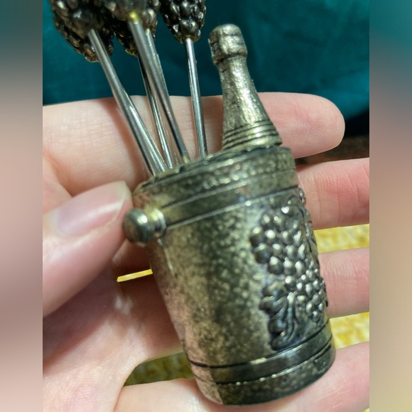 Cocktail Appetizer Grape Wine Food Metal Picks - Set of 6 - Picture 3 of 16